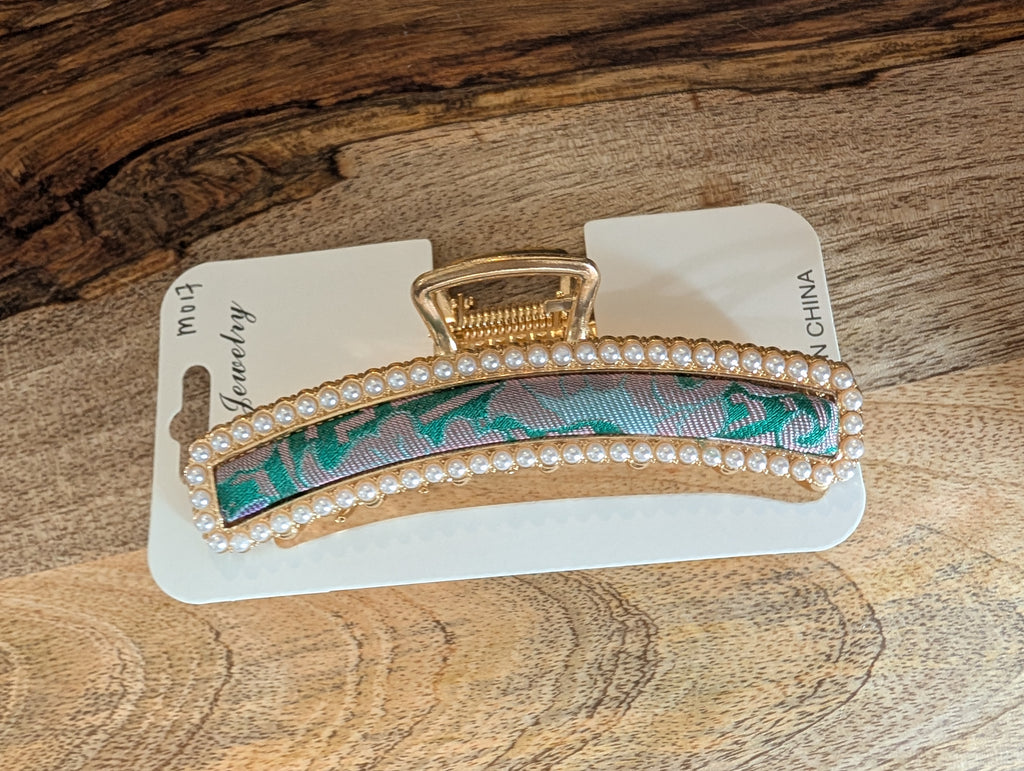 Green Pearl-Trim Hair Claw Clip on packaging